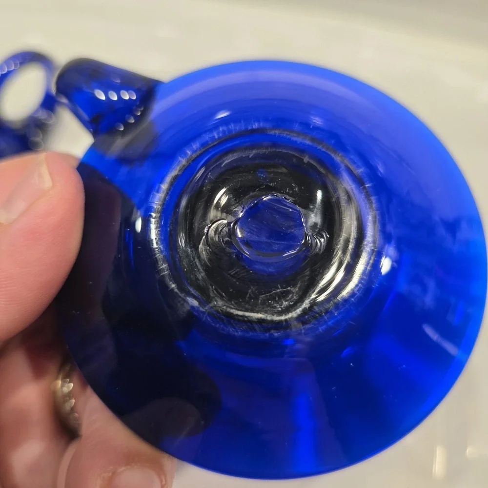 Vintage Hand Blown Cobalt Blue Art‎ Glass Finger Loop Handle Candlestick Holder